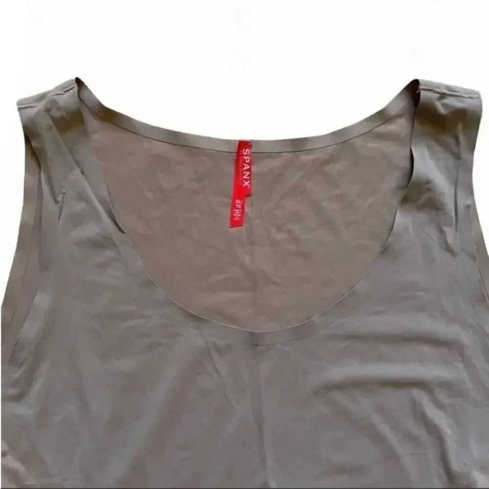 Spanx Microfiber Tan Lightweight Breathable Non-Compression Shaper Tank Top XL - Picture 2 of 11